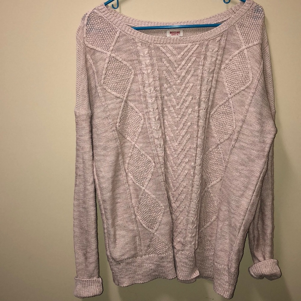 Light pink oversized sweater.